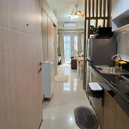 Urbanease Living At Charm Residences Near Sta Lucia Mall And Robinsons Mall