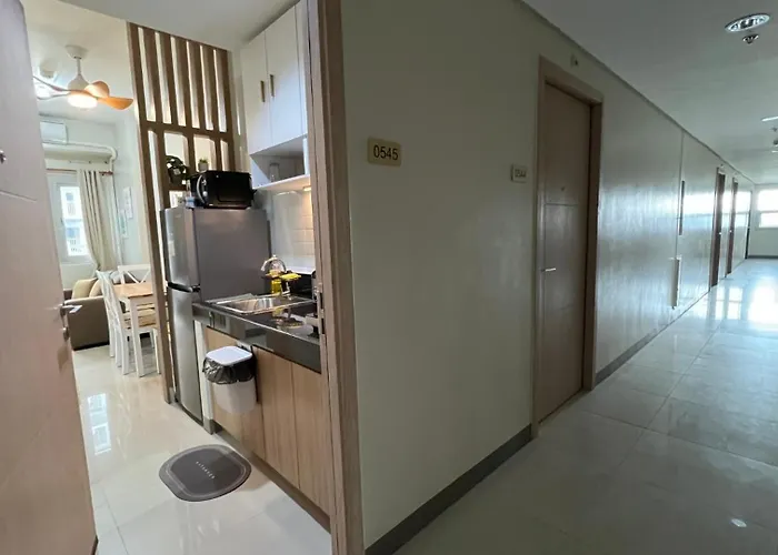 Urbanease Living At Charm Residences Near Sta Lucia Mall And Robinsons Mall Manila