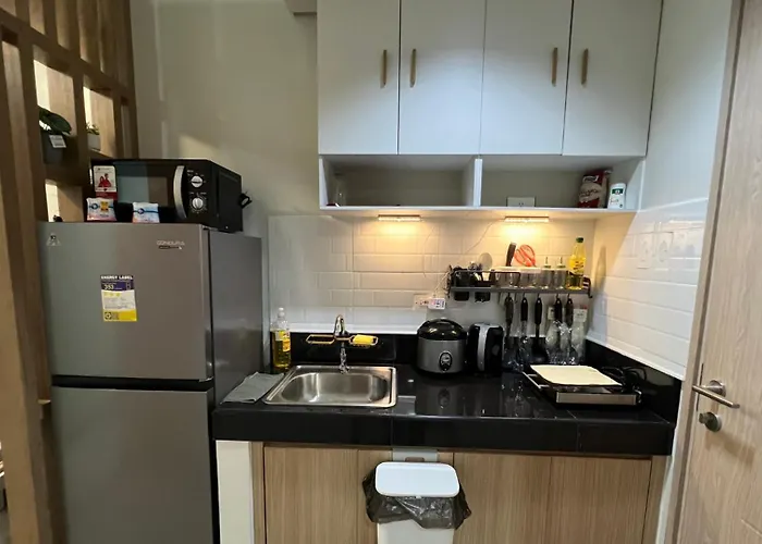 Urbanease Living At Charm Residences Near Sta Lucia Mall And Robinsons Mall * Manila