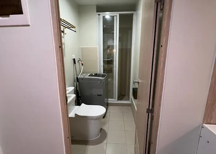 Urbanease Living At Charm Residences Near Sta Lucia Mall And Robinsons Mall Apartment *