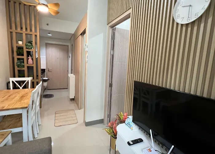 Urbanease Living At Charm Residences Near Sta Lucia Mall And Robinsons Mall