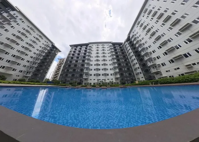 Urbanease Living At Charm Residences Near Sta Lucia Mall And Robinsons Mall Apartment