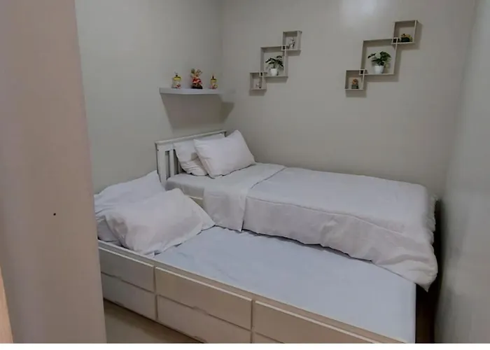 Apartment Urbanease Living At Charm Residences Near Sta Lucia Mall And Robinsons Mall *